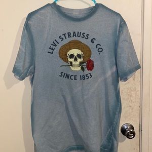 levi’s skeleton t-shirt